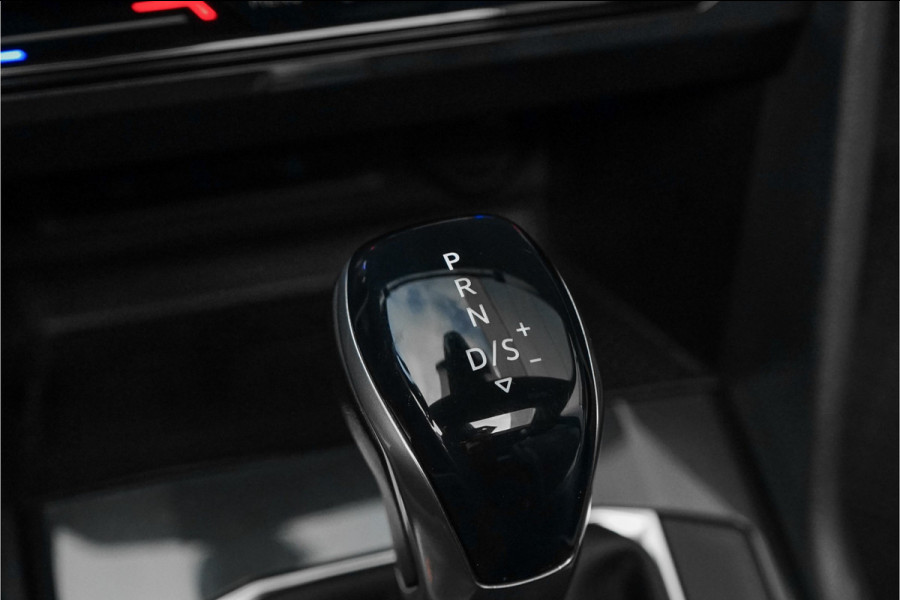 Volkswagen Tiguan 1.5 TSI R-Line Pano ACC 21" BTW Volkswagen Tiguan 1.5 TSI R-Line Pano ACC 21" BTW