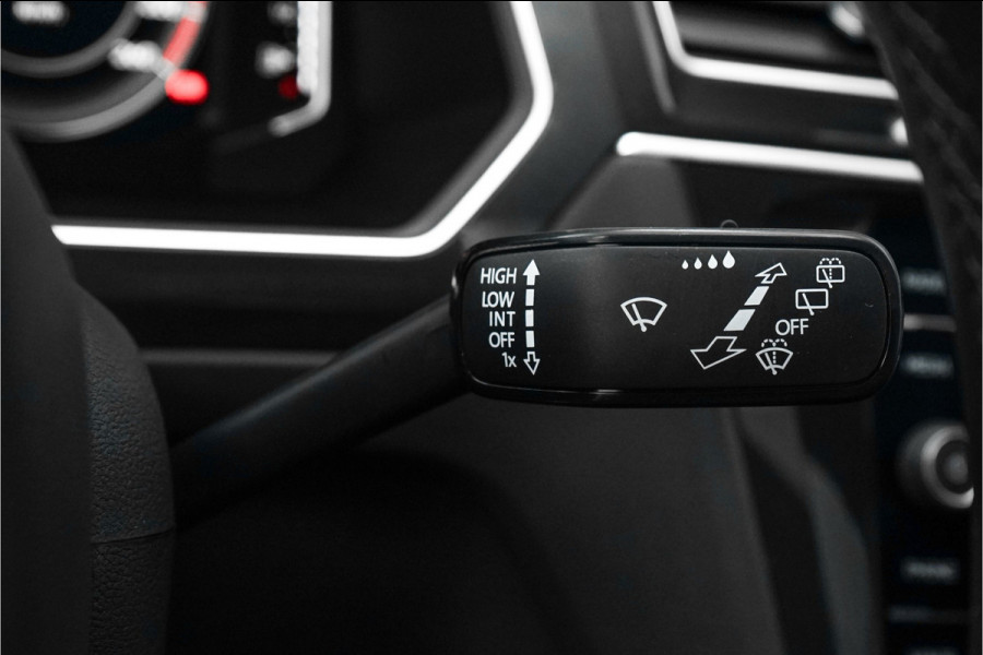 Volkswagen Tiguan 1.5 TSI R-Line Pano ACC 21" BTW Volkswagen Tiguan 1.5 TSI R-Line Pano ACC 21" BTW