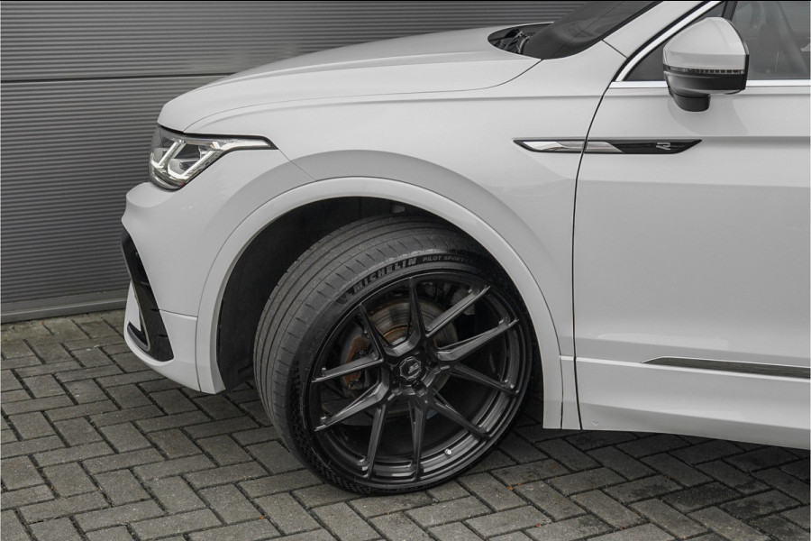 Volkswagen Tiguan 1.5 TSI R-Line Pano ACC 21" BTW Volkswagen Tiguan 1.5 TSI R-Line Pano ACC 21" BTW