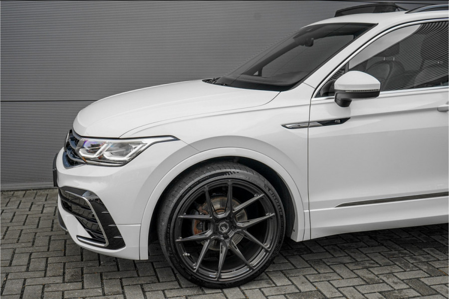 Volkswagen Tiguan 1.5 TSI R-Line Pano ACC 21" BTW Volkswagen Tiguan 1.5 TSI R-Line Pano ACC 21" BTW