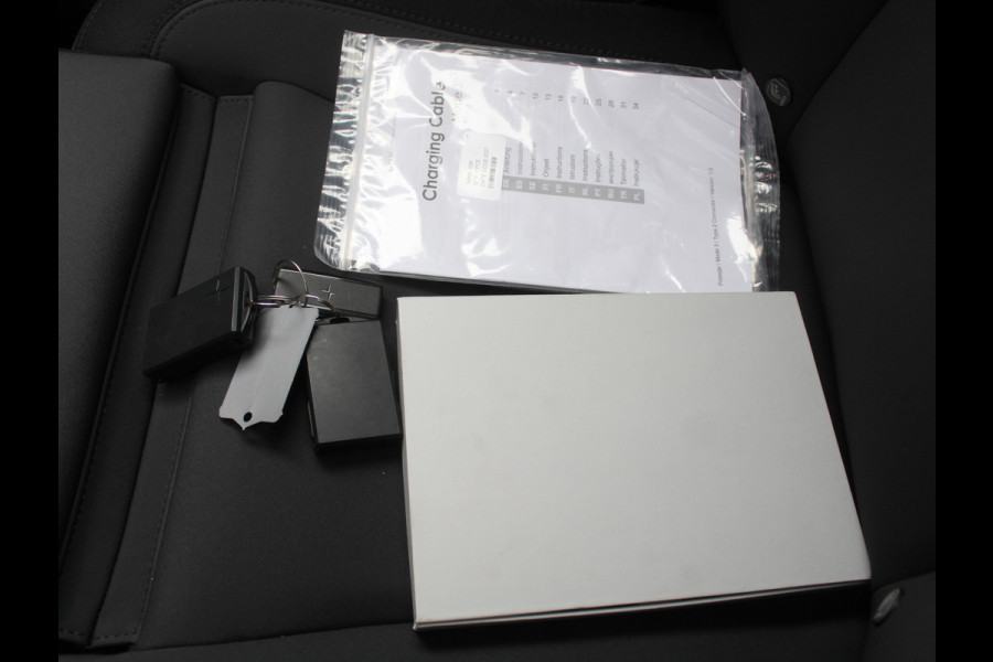 Polestar 2 Long Range Dual Motor Launch Edition 78kWh PANO | CARPLAY | LMV20 | ELECTRHAAK | 360CAMERA | STOELVERW | LED | PANODAK | WIFI