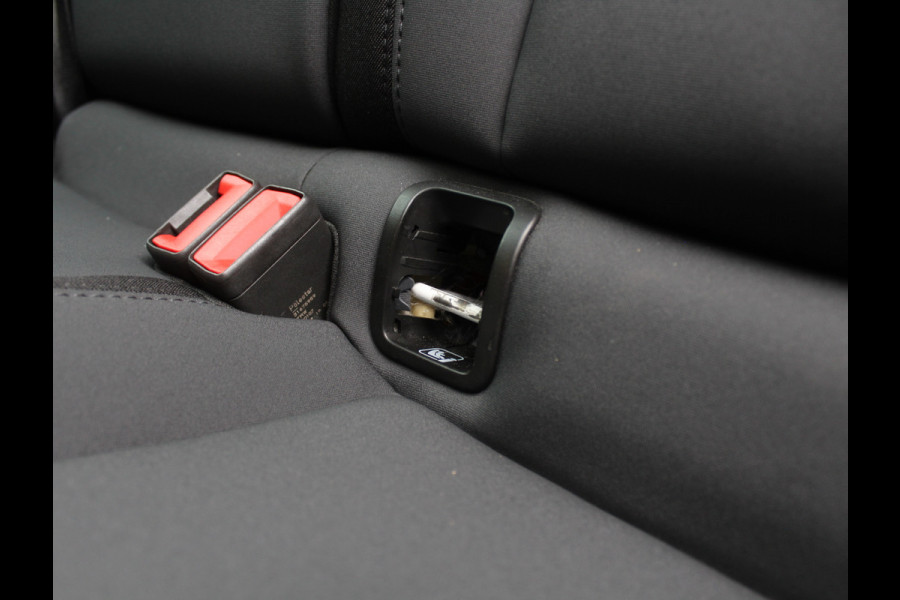 Polestar 2 Long Range Dual Motor Launch Edition 78kWh PANO | CARPLAY | LMV20 | ELECTRHAAK | 360CAMERA | STOELVERW | LED | PANODAK | WIFI