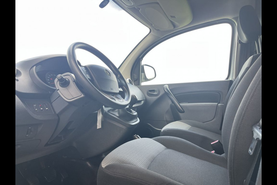 Renault Kangoo 1.5 dCi E6 R-link BPM Vrij! Lease €171 p/m, Airco, Navi , PDC, Trekhaak, Volledig onderhoudshistorie aanwezig Renault Kangoo 1.5 dCi E6 R-link BPM Vrij! Lease €171 p/m, Airco, Navi , PDC, Trekhaak, Volledig onderhoudshistorie aanwezig