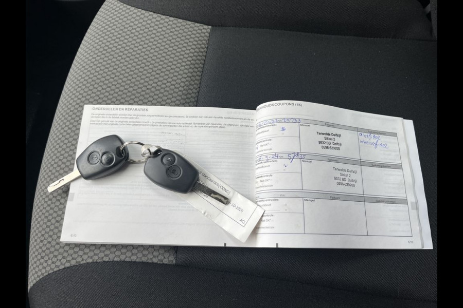 Renault Kangoo 1.5 dCi E6 R-link BPM Vrij! Lease €171 p/m, Airco, Navi , PDC, Trekhaak, Volledig onderhoudshistorie aanwezig Renault Kangoo 1.5 dCi E6 R-link BPM Vrij! Lease €171 p/m, Airco, Navi , PDC, Trekhaak, Volledig onderhoudshistorie aanwezig