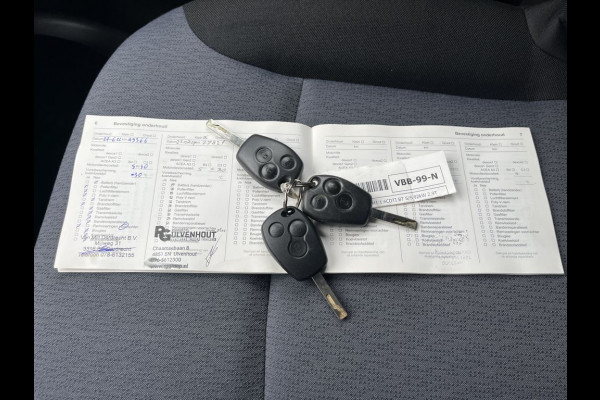 Opel Vivaro 1.6 CDTI E6 126pk Edition BPM Vrij! Lease €220 /m, Trekhaak, Airco, Navi, PDC, Cruise controle, Onderhoudshistorie aanwezig Opel Vivaro 1.6 CDTI E6 126pk Edition BPM Vrij! Lease €220 /m, Trekhaak, Airco, Navi, PDC, Cruise controle, Onderhoudshistorie aanwezig