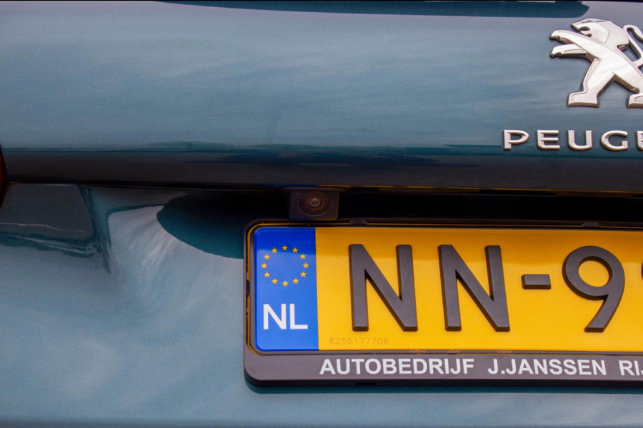 Peugeot 2008 1.2 PureTech Allure 110pk | Prijs rijklaar incl. 12 mnd garantie | Trekhaak Lmv Camera Clima Navi Bluetooth