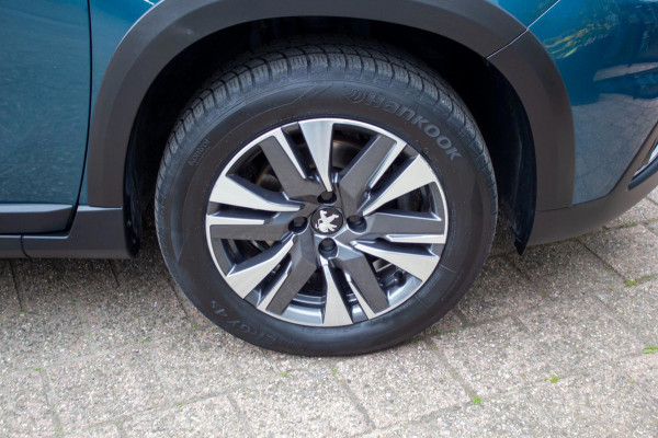 Peugeot 2008 1.2 PureTech Allure 110pk | Prijs rijklaar incl. 12 mnd garantie | Trekhaak Lmv Camera Clima Navi Bluetooth