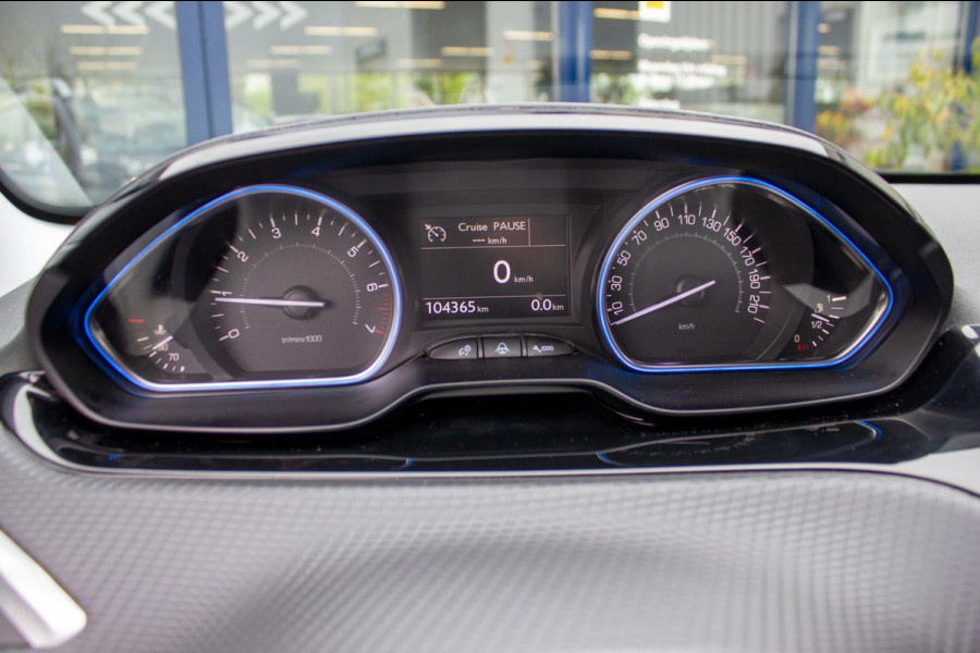 Peugeot 2008 1.2 PureTech Allure 110pk | Prijs rijklaar incl. 12 mnd garantie | Trekhaak Lmv Camera Clima Navi Bluetooth