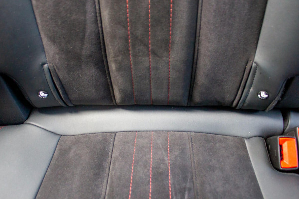 Peugeot 308 SW 1.6 e-THP GT 225 | Prijs rijklaar incl. 12 mnd garantie | Lmv Navi Trekhaak Keyless Stoelverw+massage Peugeot 308 SW 1.6 e-THP GT 225 | Prijs rijklaar incl. 12 mnd garantie | Lmv Navi Trekhaak Keyless Stoelverw+massage