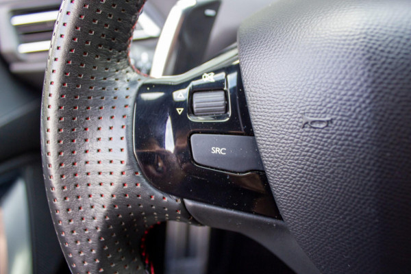 Peugeot 308 SW 1.6 e-THP GT 225 | Prijs rijklaar incl. 12 mnd garantie | Lmv Navi Trekhaak Keyless Stoelverw+massage Peugeot 308 SW 1.6 e-THP GT 225 | Prijs rijklaar incl. 12 mnd garantie | Lmv Navi Trekhaak Keyless Stoelverw+massage