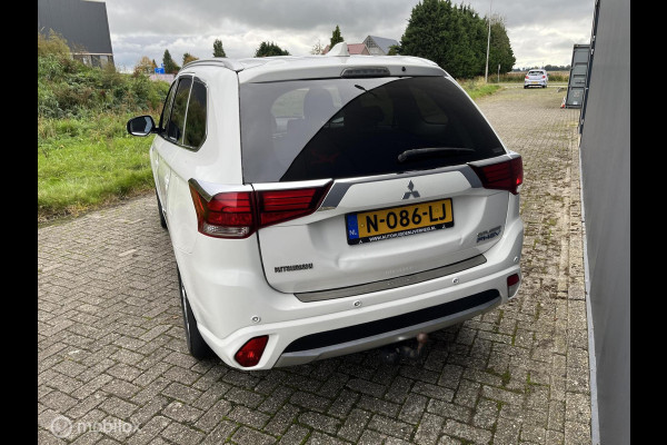 Mitsubishi Outlander 2.0 PHEV Pure