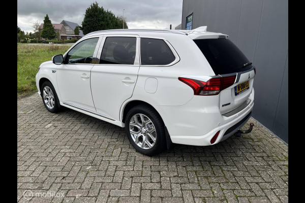 Mitsubishi Outlander 2.0 PHEV Pure