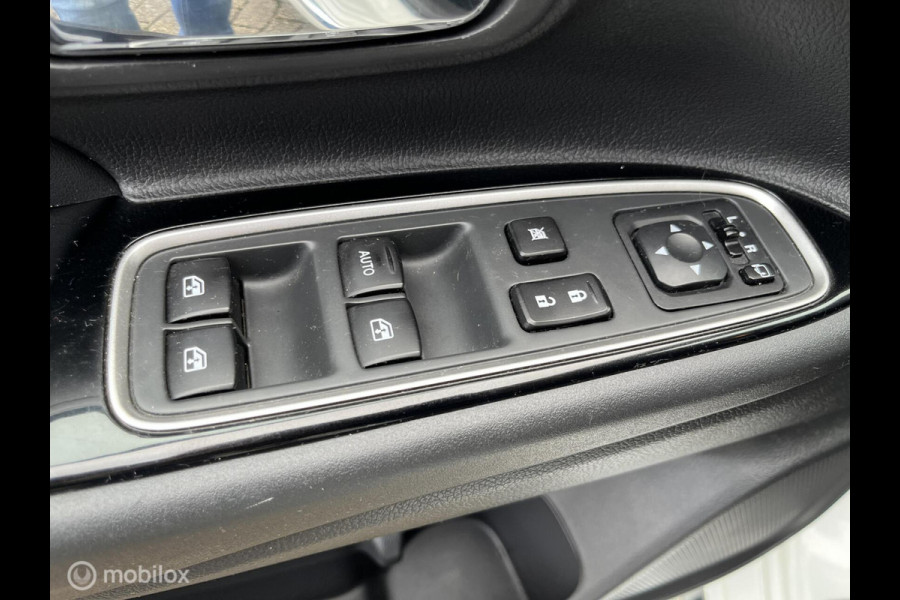 Mitsubishi Outlander 2.0 PHEV Pure