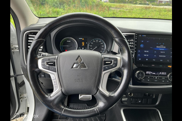 Mitsubishi Outlander 2.0 PHEV Pure
