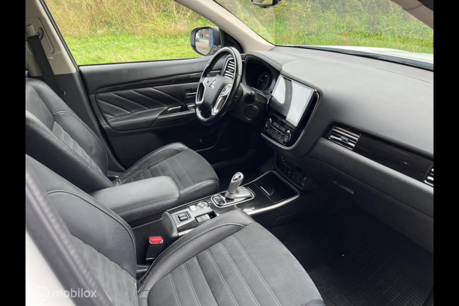 Mitsubishi Outlander 2.0 PHEV Pure