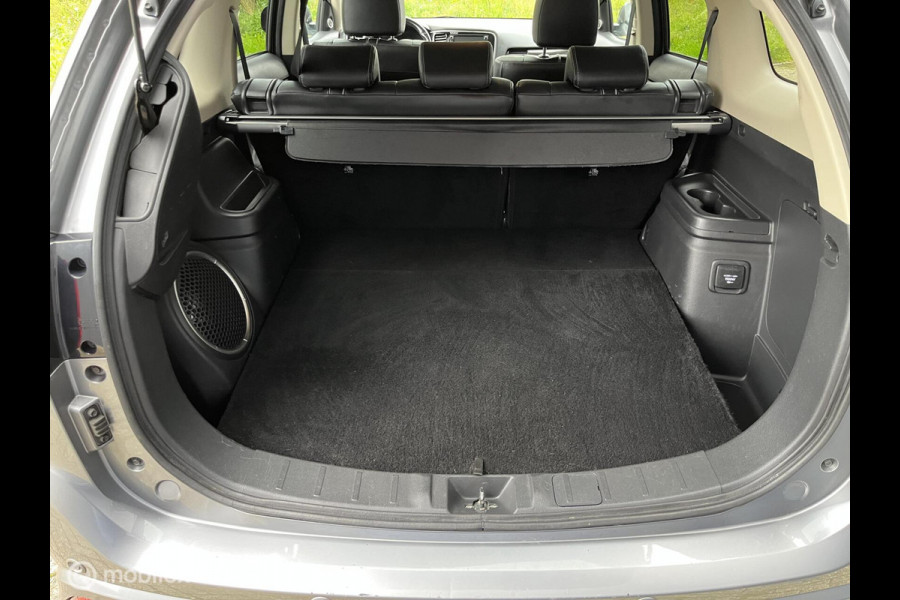 Mitsubishi Outlander 2.0 PHEV Prestige Mitsubishi Outlander 2.0 PHEV Prestige