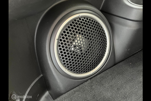 Mitsubishi Outlander 2.0 PHEV Prestige Mitsubishi Outlander 2.0 PHEV Prestige