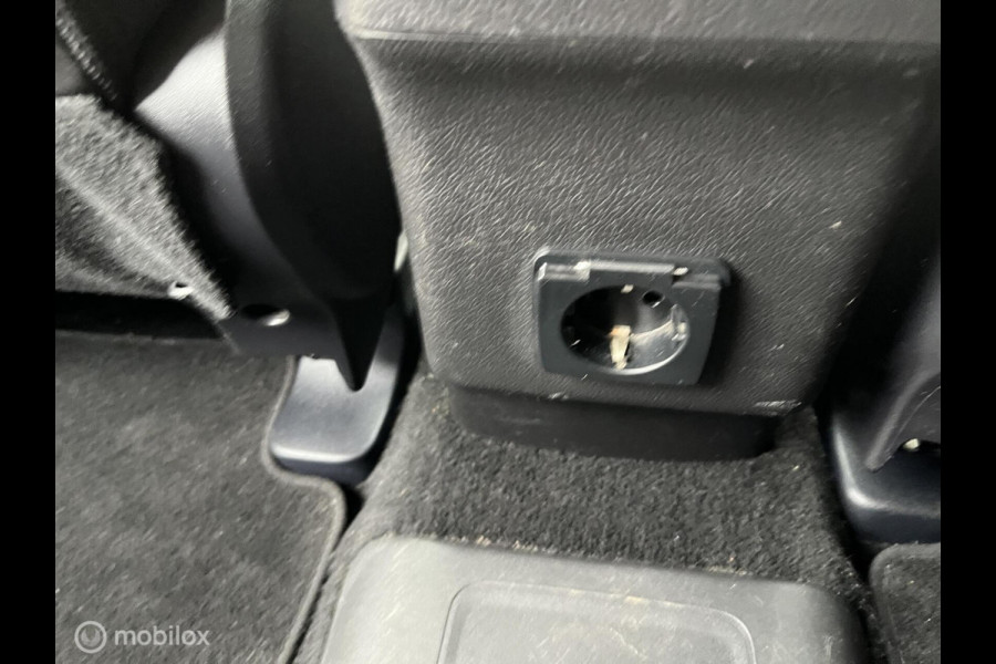 Mitsubishi Outlander 2.0 PHEV Prestige Mitsubishi Outlander 2.0 PHEV Prestige