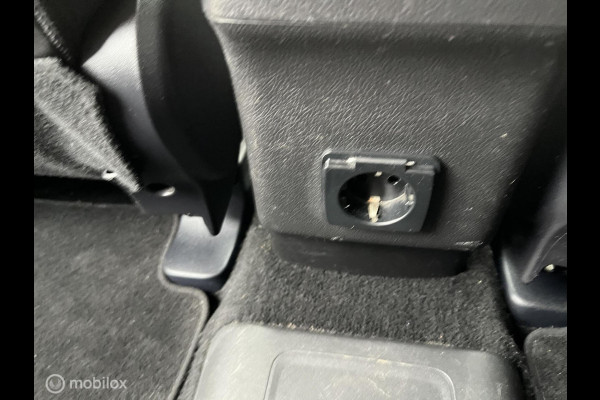 Mitsubishi Outlander 2.0 PHEV Prestige Mitsubishi Outlander 2.0 PHEV Prestige