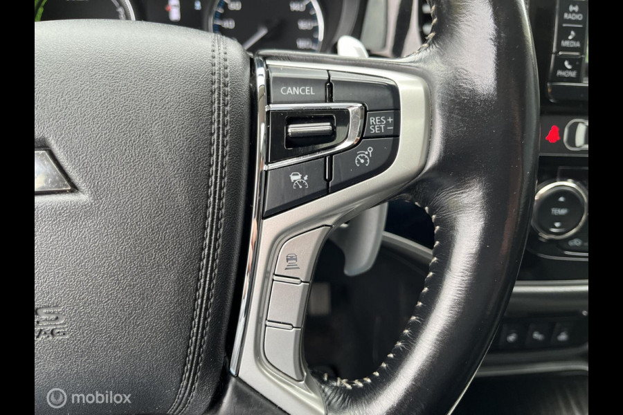 Mitsubishi Outlander 2.0 PHEV Prestige Mitsubishi Outlander 2.0 PHEV Prestige