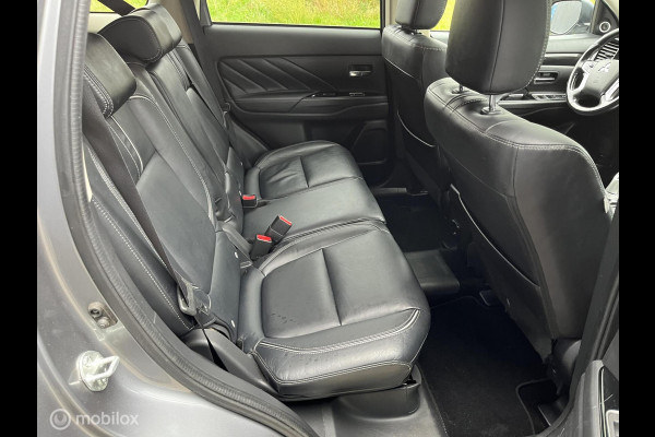 Mitsubishi Outlander 2.0 PHEV Prestige Mitsubishi Outlander 2.0 PHEV Prestige