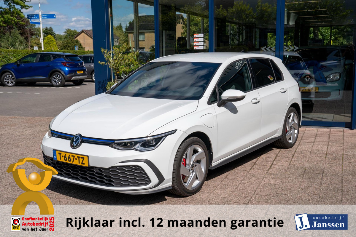 Volkswagen Golf 1.4 eHybrid GTE | Prijs rijklaar incl. 12 mnd garantie |Navi Rode remklauwen Carplay Ledverlichting Volkswagen Golf 1.4 eHybrid GTE | Prijs rijklaar incl. 12 mnd garantie |Navi Rode remklauwen Carplay Ledverlichting