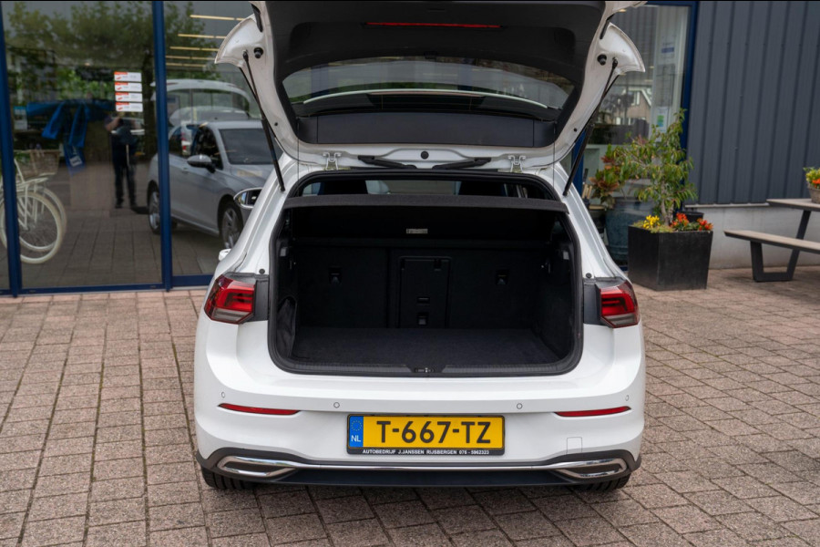 Volkswagen Golf 1.4 eHybrid GTE | Prijs rijklaar incl. 12 mnd garantie |Navi Rode remklauwen Carplay Ledverlichting