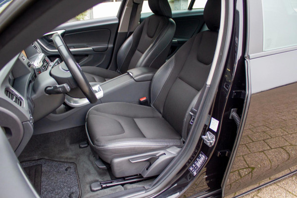 Volvo V60 1.5 T3 Polar | Prijs rijklaar incl. 12 mnd garantie | Lmv Navi Pdc Bluetooth Stoelverwarming Cruise