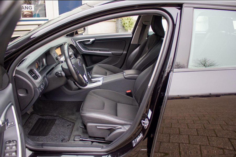 Volvo V60 1.5 T3 Polar | Prijs rijklaar incl. 12 mnd garantie | Lmv Navi Pdc Bluetooth Stoelverwarming Cruise