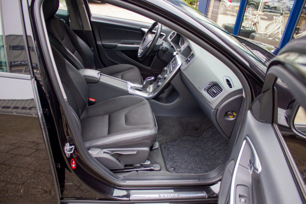 Volvo V60 1.5 T3 Polar | Prijs rijklaar incl. 12 mnd garantie | Lmv Navi Pdc Bluetooth Stoelverwarming Cruise