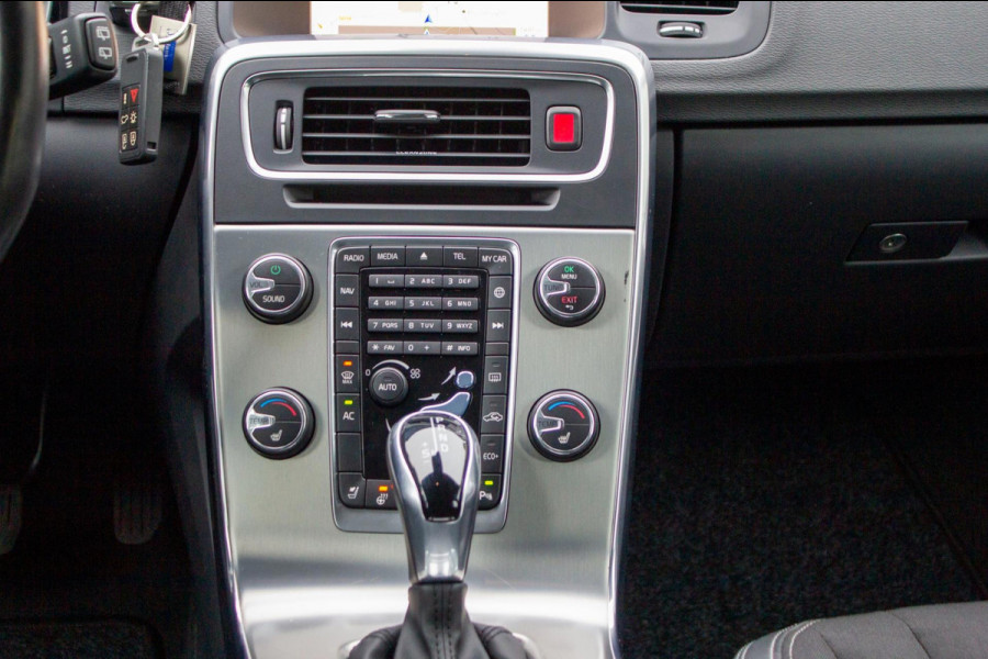 Volvo V60 1.5 T3 Polar | Prijs rijklaar incl. 12 mnd garantie | Lmv Navi Pdc Bluetooth Stoelverwarming Cruise