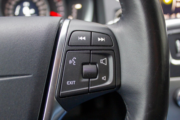 Volvo V60 1.5 T3 Polar | Prijs rijklaar incl. 12 mnd garantie | Lmv Navi Pdc Bluetooth Stoelverwarming Cruise