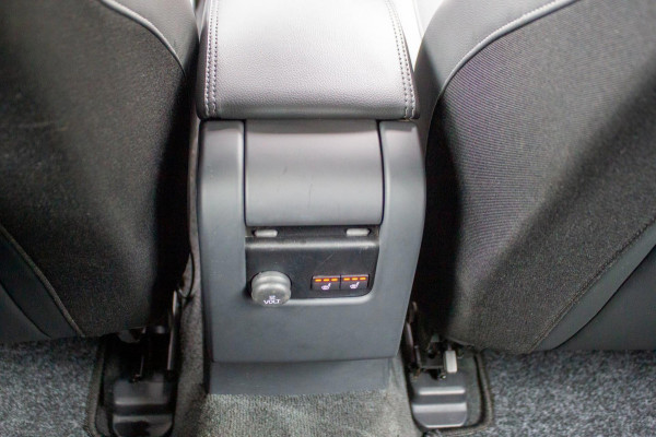 Volvo V60 1.5 T3 Polar | Prijs rijklaar incl. 12 mnd garantie | Lmv Navi Pdc Bluetooth Stoelverwarming Cruise