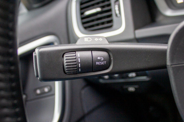Volvo V60 1.5 T3 Polar | Prijs rijklaar incl. 12 mnd garantie | Lmv Navi Pdc Bluetooth Stoelverwarming Cruise