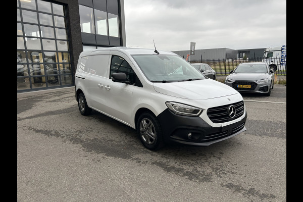 Mercedes-Benz Citan 110 CDI L2 XL Pro / 3 Zitplaatsen / MBUX / Camera / Cruise control / Airco