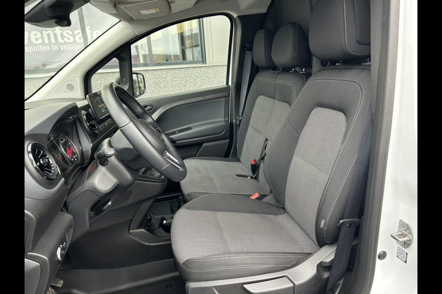 Mercedes-Benz Citan 110 CDI L2 XL Pro / 3 Zitplaatsen / MBUX / Camera / Cruise control / Airco