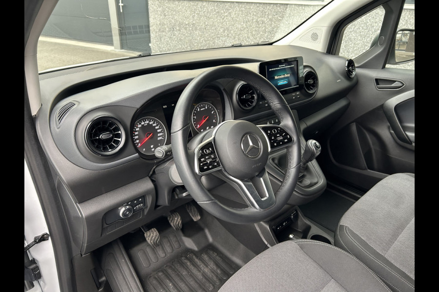 Mercedes-Benz Citan 110 CDI L2 XL Pro / 3 Zitplaatsen / MBUX / Camera / Cruise control / Airco
