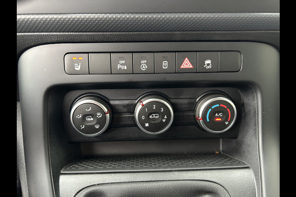 Mercedes-Benz Citan 110 CDI L2 XL Pro / 3 Zitplaatsen / MBUX / Camera / Cruise control / Airco