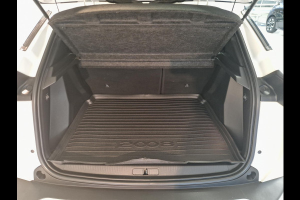Peugeot e-2008 EV Allure 50 kWh SOH 86,7% | Navigatie | Adaptieve Cruise Control | Achteruitrijcamera | Parkeersensoren voor en achter Peugeot e-2008 EV Allure 50 kWh SOH 86,7% | Navigatie | Adaptieve Cruise Control | Achteruitrijcamera | Parkeersensoren voor en achter