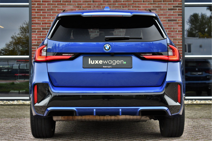 BMW X1 xDrive30e M-Sport Pano ACC Trekh HUD H/K 360-cam El-zetels