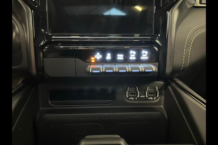 Dodge Ram 1500 5.7 V8 4x4 Crew Cab Limited|PANO|RAMBOX|HUD|LUCHTVERING|HK|VOL!!!