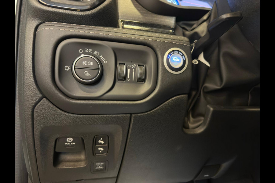 Dodge Ram 1500 5.7 V8 4x4 Crew Cab Limited|PANO|RAMBOX|HUD|LUCHTVERING|HK|VOL!!!