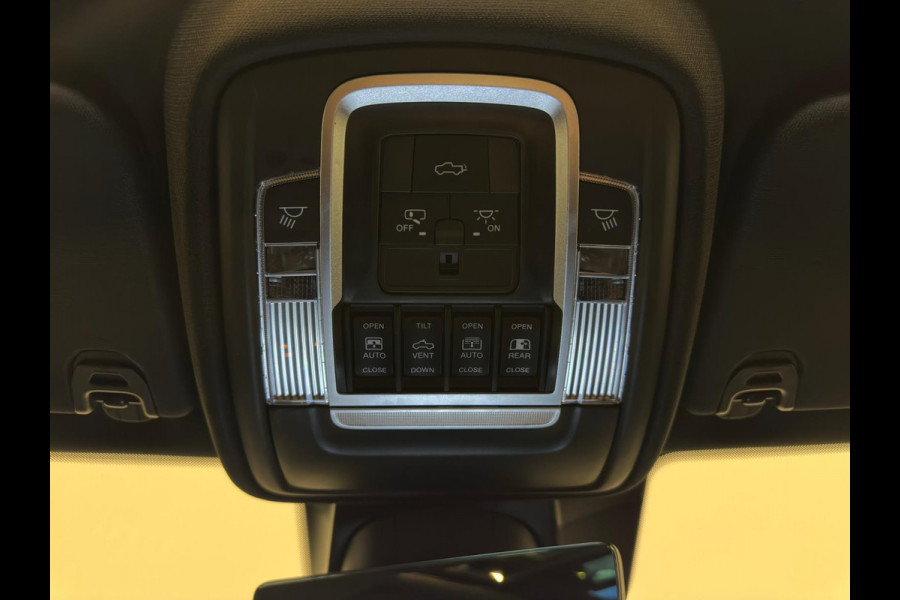 Dodge Ram 1500 5.7 V8 4x4 Crew Cab Limited|PANO|RAMBOX|HUD|LUCHTVERING|HK|VOL!!!