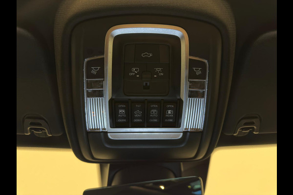 Dodge Ram 1500 5.7 V8 4x4 Crew Cab Limited|PANO|RAMBOX|HUD|LUCHTVERING|HK|VOL!!!