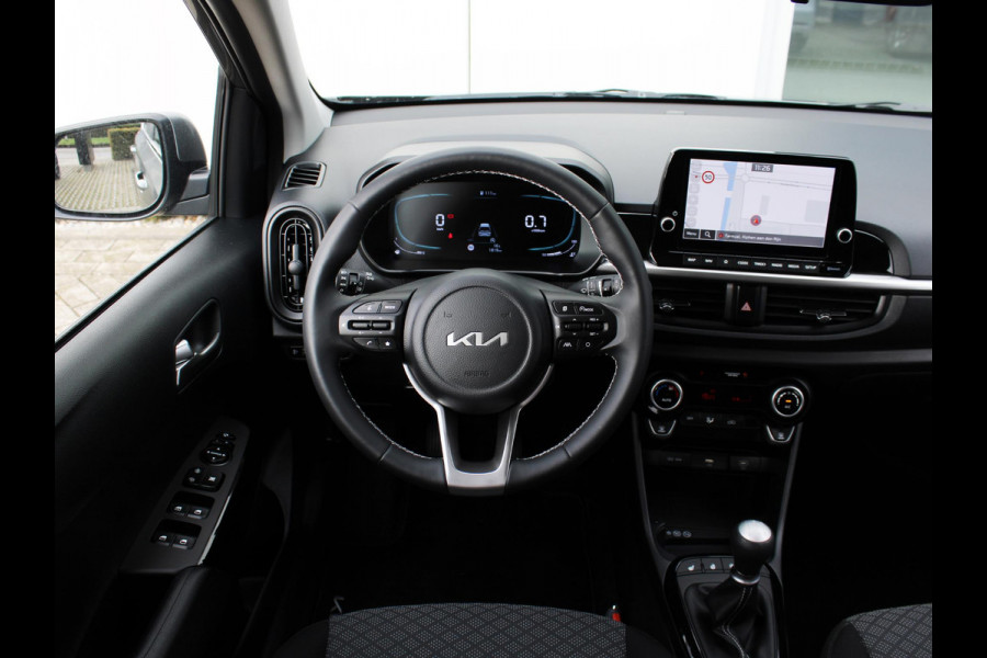Kia Picanto 1.0 DPI ExecutiveLine | Trekhaak | All Season banden | 1814km | Als NIEUW Kia Picanto 1.0 DPI ExecutiveLine | Trekhaak | All Season banden | 1814km | Als NIEUW