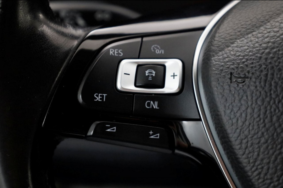 Volkswagen Transporter T6 2.0 TDI 150pk L1H1 Highline LED/ACC/Camera/Achterklep 01-2019 Volkswagen Transporter T6 2.0 TDI 150pk L1H1 Highline LED/ACC/Camera/Achterklep 01-2019