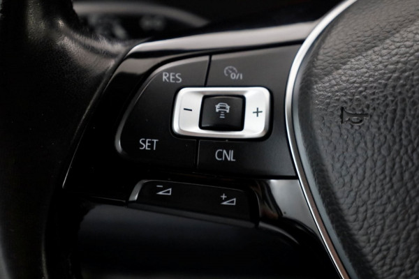 Volkswagen Transporter T6 2.0 TDI 150pk L1H1 Highline LED/ACC/Camera/Achterklep 01-2019 Volkswagen Transporter T6 2.0 TDI 150pk L1H1 Highline LED/ACC/Camera/Achterklep 01-2019