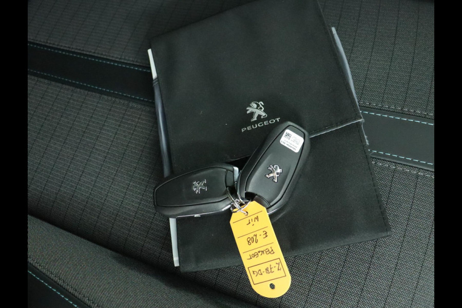 Peugeot e-208 EV Allure Pack 50 kWh|SOH 90%|Camera|Stoelverwarming Peugeot e-208 EV Allure Pack 50 kWh|SOH 90%|Camera|Stoelverwarming