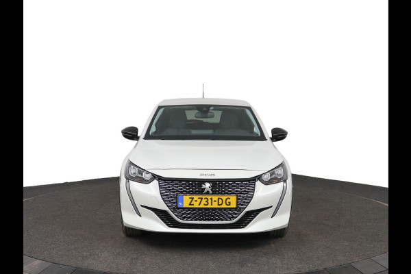 Peugeot e-208 EV Allure Pack 50 kWh|SOH 90%|Camera|Stoelverwarming Peugeot e-208 EV Allure Pack 50 kWh|SOH 90%|Camera|Stoelverwarming