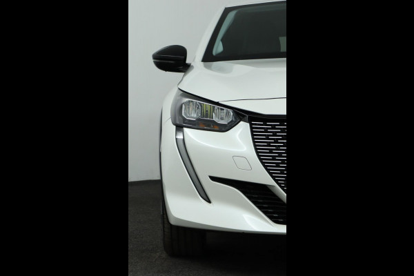 Peugeot e-208 EV Allure Pack 50 kWh|SOH 90%|Camera|Stoelverwarming Peugeot e-208 EV Allure Pack 50 kWh|SOH 90%|Camera|Stoelverwarming